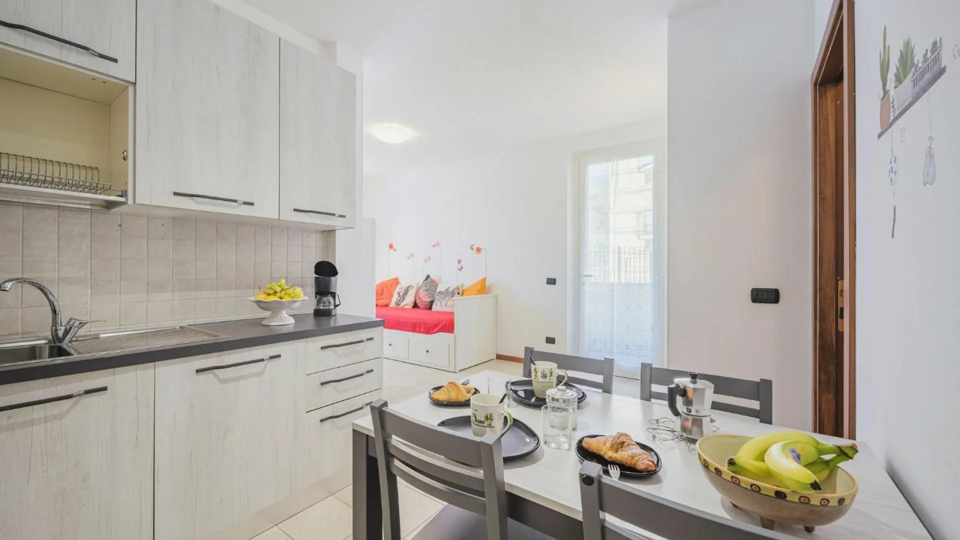 Apartment La Gerbera By Interhome 세스트리레반떼 0*,  이탈리아